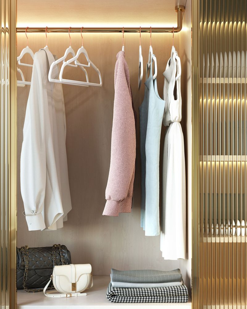 Velvet Clothes Hangers - Wardrobe Organizer - Set Of 30