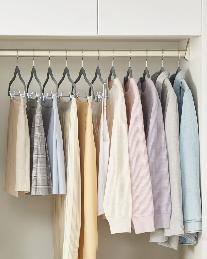 Pants Hangers - Velvet With Adjustable Clips - Set Of 30