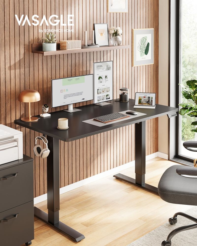 Standing Desk – Electric Height Adjustable – Memory Presets & Hooks