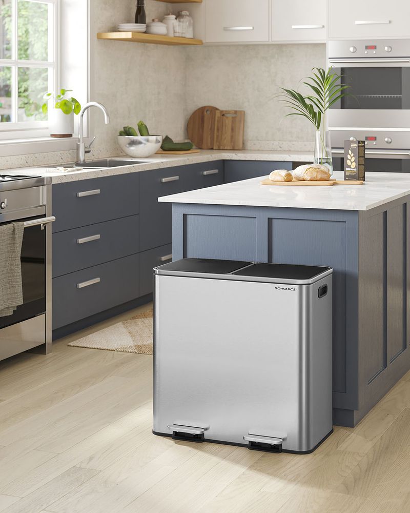 Double Kitchen Trash Can – 2 x 10.6 Gallon – Step Pedal Soft Close