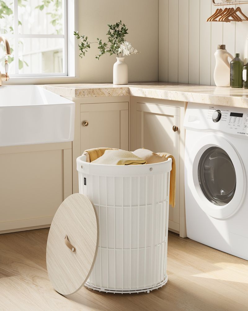 Laundry Hamper – Round Design With Lid – Removable Liner Basket